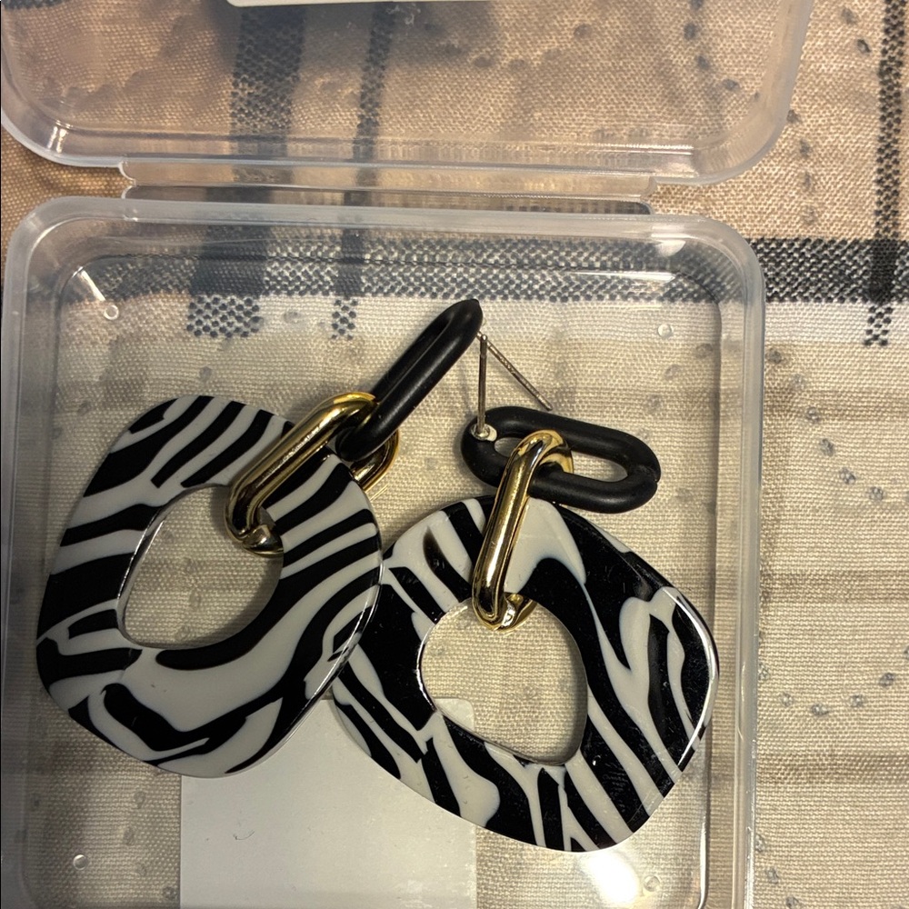 Black and White Zebra Print Drop Earrings with Gold Accent